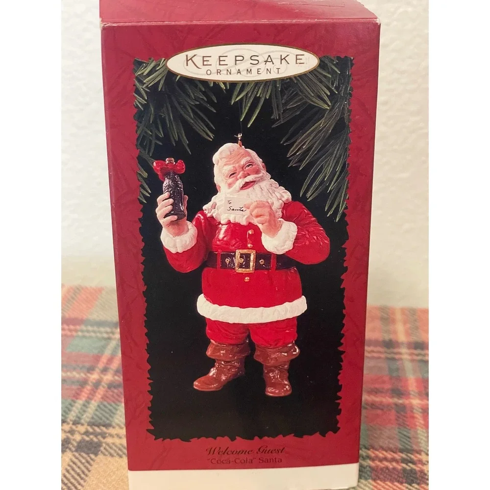 Hallmark ornament excellent